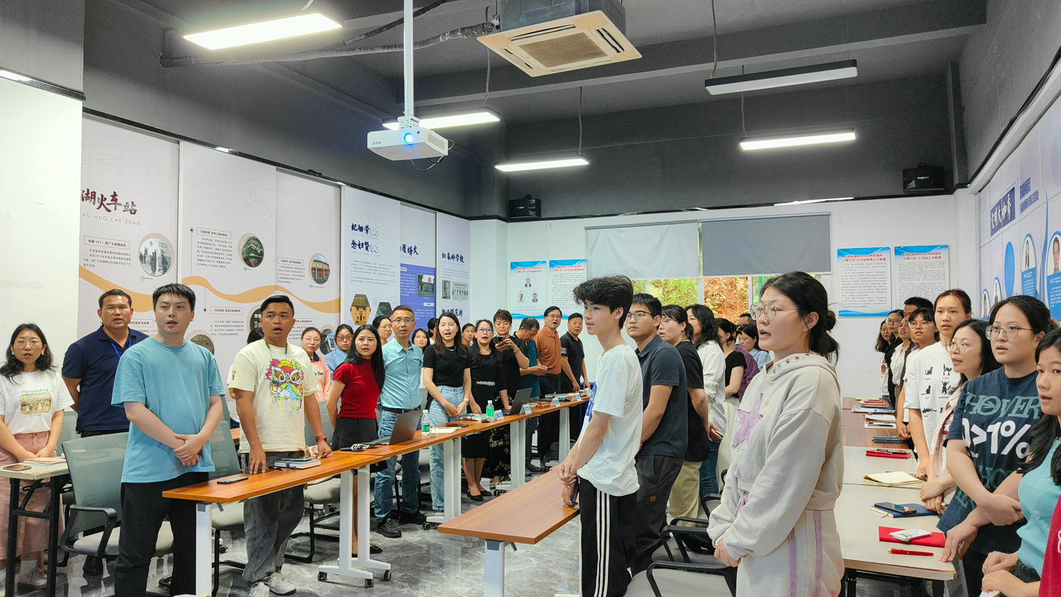 夯實(shí)“穩的基礎，強化“進(jìn)”的態(tài)勢 | 海淇股份2024第一季度營(yíng)銷(xiāo)總結會(huì )